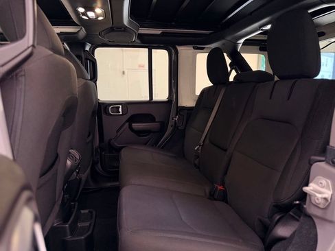 Used 2023 Jeep Wrangler Unlimited w/ Sun & Screen Package AWD/4WD image 24