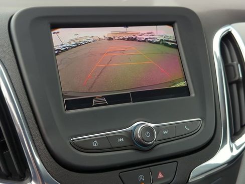 Certified 2023 Chevrolet Equinox LS FWD image 15