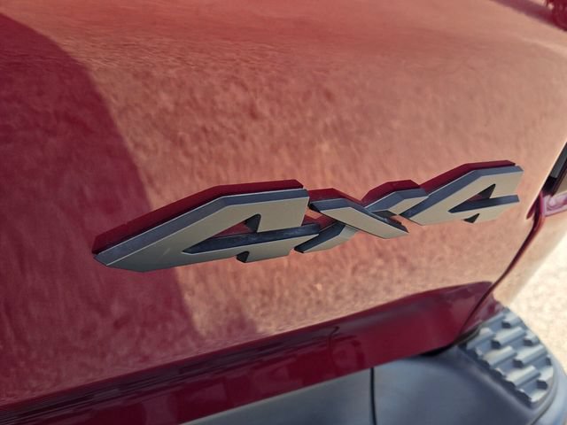 Used 2025 RAM 1500 Warlock AWD/4WD image 12