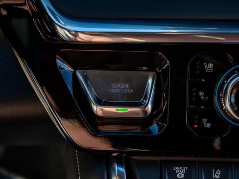 Used 2026 GMC Sierra 3500 Denali Ultimate image 23