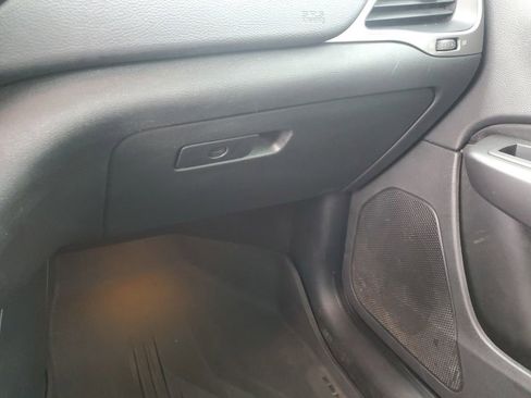 Used 2019 Jeep Cherokee Latitude Plus image 18