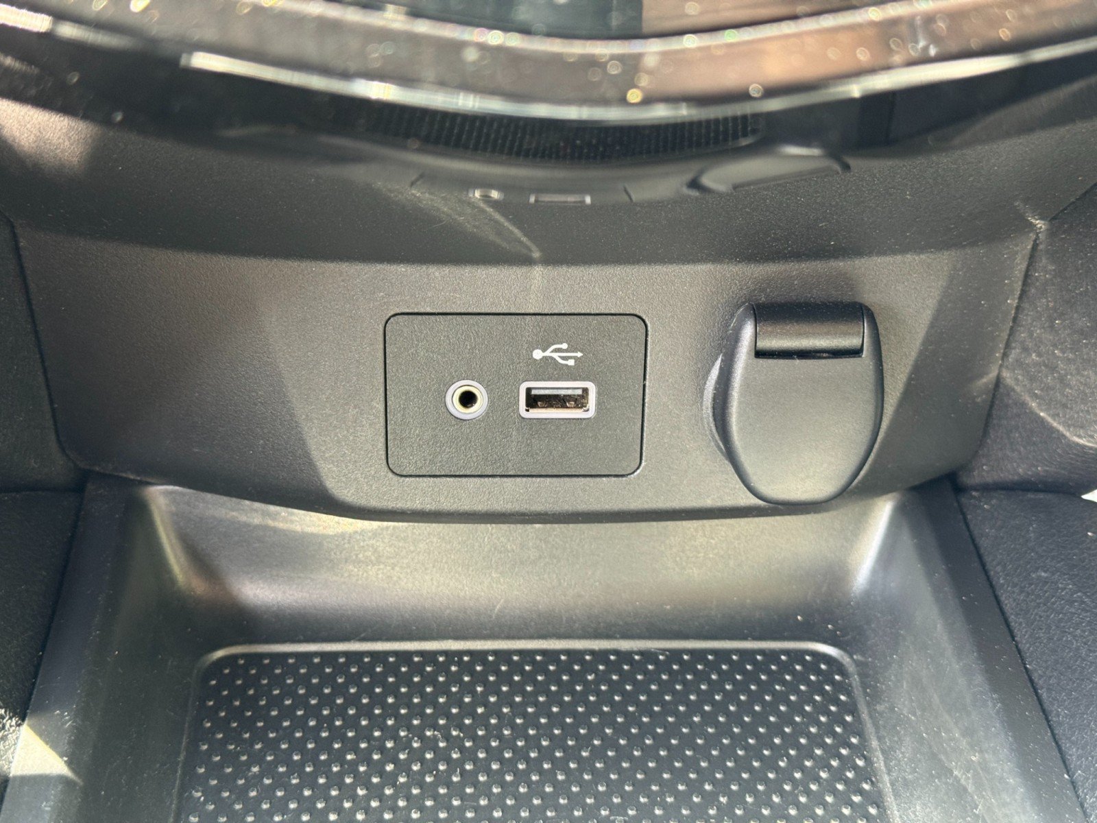 Used 2020 Nissan Rogue Sport S w/ Appearance Package FWD image 25