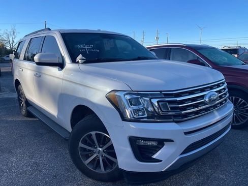 Used 2019 Ford Expedition XLT image 8