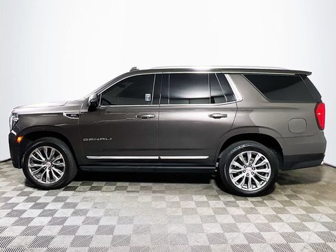 Used 2021 GMC Yukon Denali w/ Denali Premium Package AWD/4WD image 4