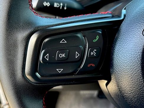 Used 2024 Jeep Wrangler Unlimited Rubicon image 17