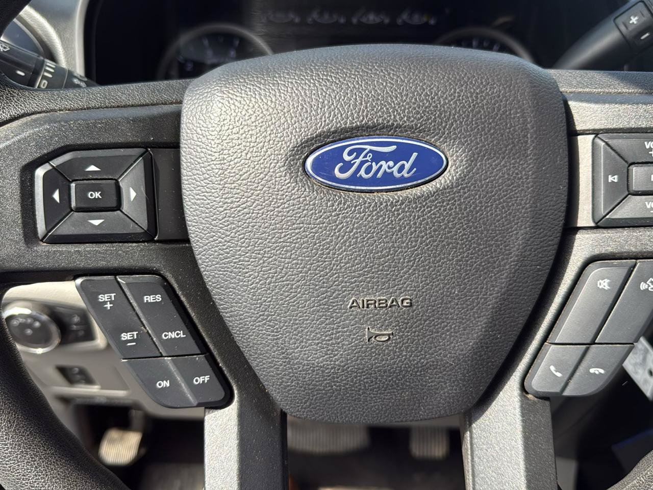 Used 2020 Ford F250 XLT w/ XLT Premium Package AWD/4WD image 13