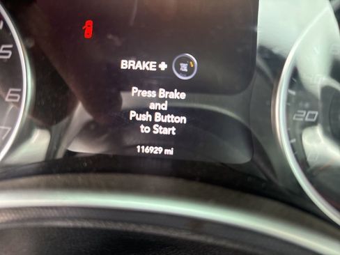 Used 2015 Dodge Charger R/T RWD image 11