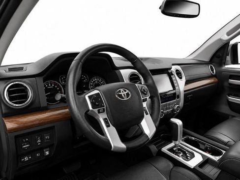 Used 2021 Toyota Tundra Limited w/ Limited Premium Package AWD/4WD image 12