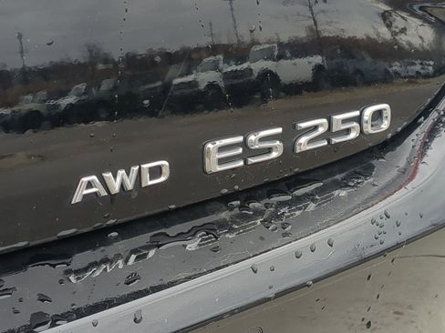 Used 2021 Lexus ES 250 w/ Premium Package image 14