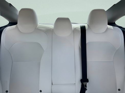 Used 2025 Tesla Model 3 Long Range RWD image 26
