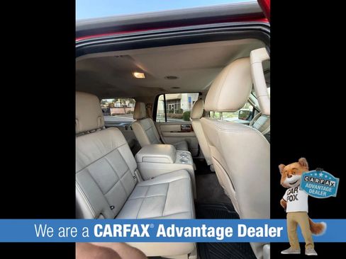 Used 2014 Lincoln Navigator 4WD image 31