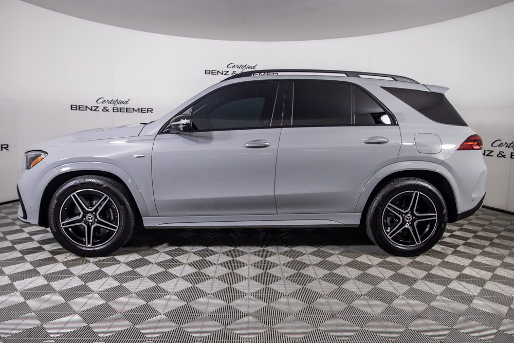 Used 2025 Mercedes-Benz GLE 450e 4MATIC w/ AMG Line Exterior image 10
