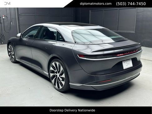 Used 2022 Lucid Air Grand Touring image 5