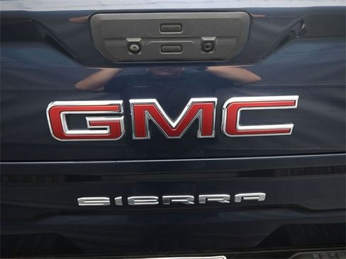 Used 2020 GMC Sierra 1500 AT4 w/ AT4 Premium Package image 12