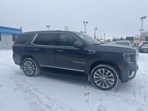 Used 2021 GMC Yukon Denali w/ Advanced Technology Package image 8