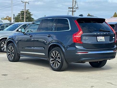 Certified 2023 Volvo XC90 T8 Plus image 5