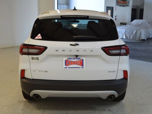 Used 2024 Ford Escape Active image 4