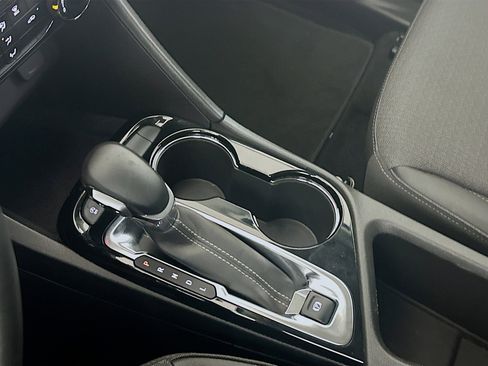 Used 2025 Buick Encore GX Preferred image 25