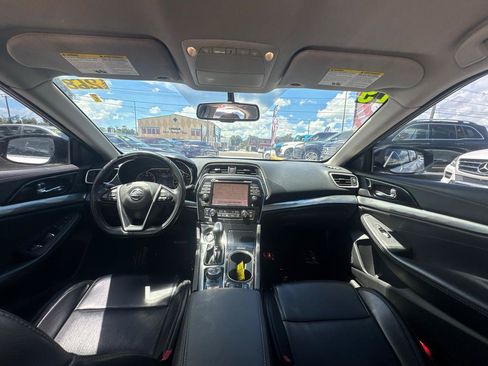 Used 2019 Nissan Maxima 3.5 SV w/ Floor Mat Group FWD image 15