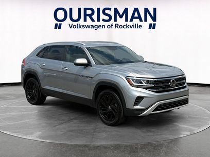 Used 2023 Volkswagen Atlas Cross Sport SE w/ Panoramic Sunroof Package