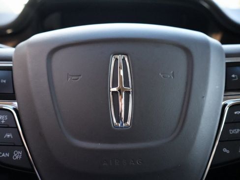 Used 2023 Lincoln Nautilus Reserve w/ Equipment Group 201A image 29