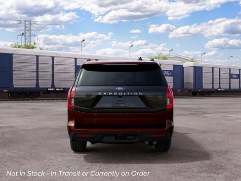 New 2027 Ford Expedition Active AWD/4WD image 8