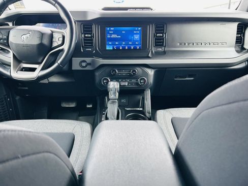 Used 2021 Ford Bronco Big Bend image 24