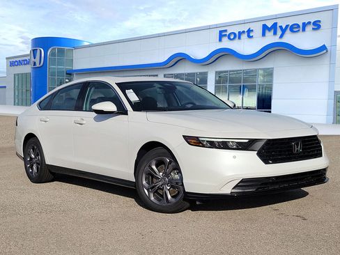 New 2026 Honda Accord EX-L image 1