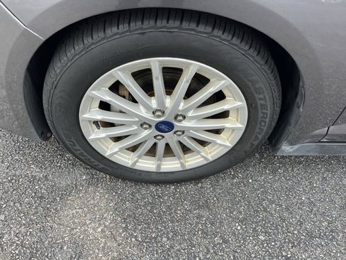 Used 2014 Ford C-MAX SE image 23