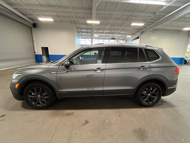 Used 2024 Volkswagen Tiguan SE AWD/4WD image 6