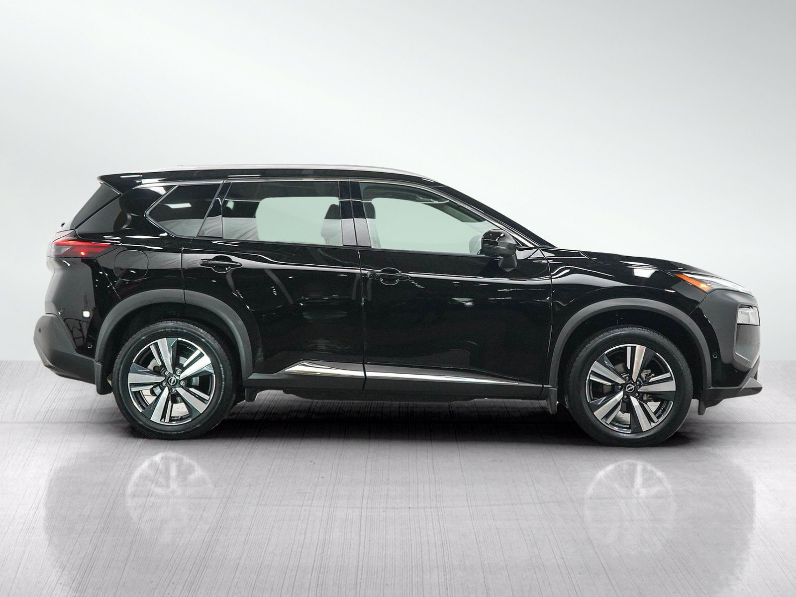 Used 2023 Nissan Rogue SL w/ SL Premium Package AWD/4WD image 6