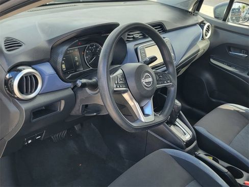 Used 2023 Nissan Versa SV image 12