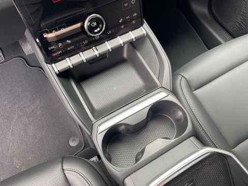 New 2026 GMC Terrain Elevation FWD image 16