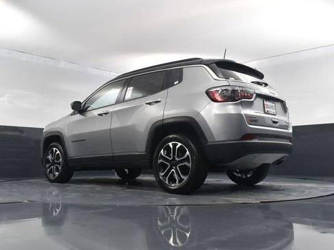 Used 2022 Jeep Compass Limited w/ Sun and Sound Group image 54