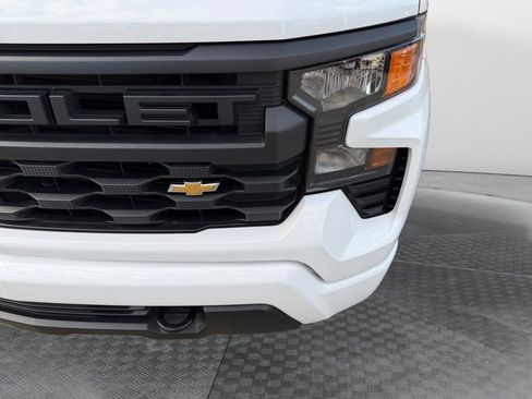 Certified 2022 Chevrolet Silverado 1500 Custom image 10