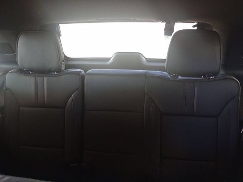 Used 2025 Chevrolet Tahoe RST AWD/4WD image 21