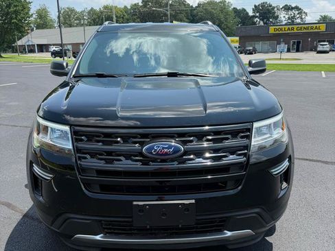 Used 2018 Ford Explorer XLT w/ Class II Trailer Tow Package AWD/4WD image 6