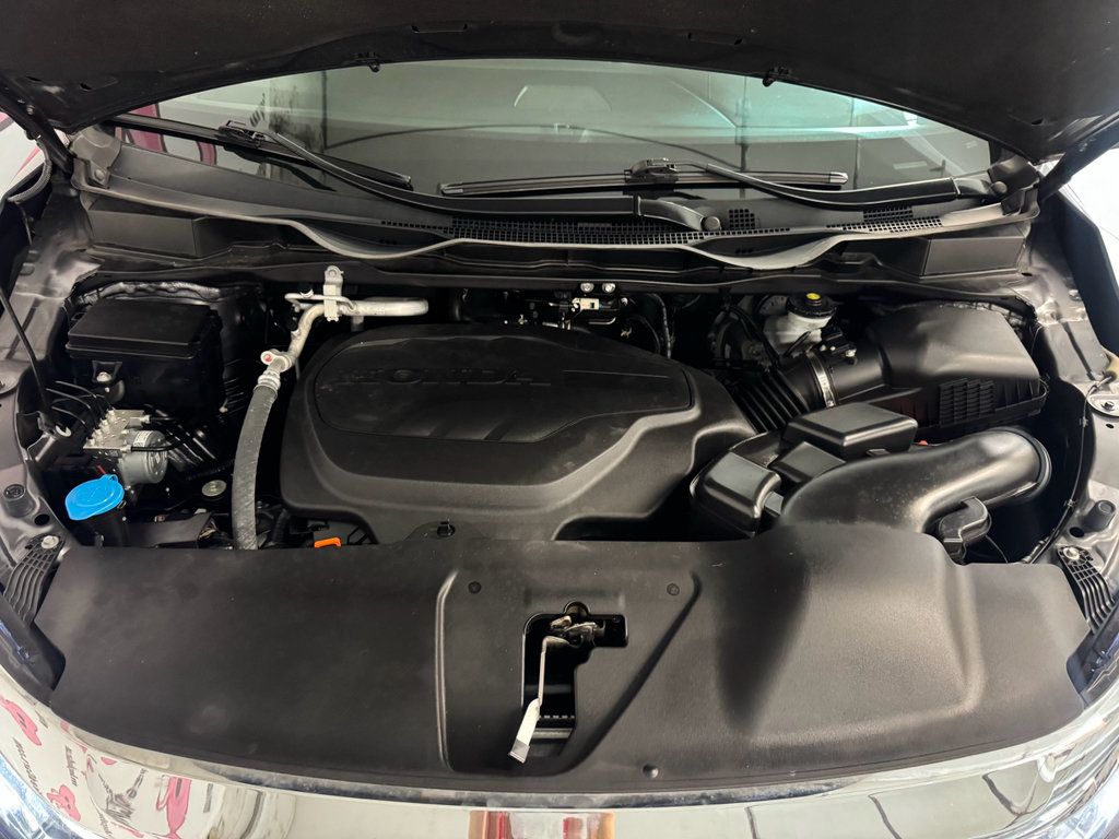 Used 2023 Honda Odyssey Touring image 6