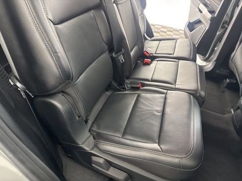 Used 2024 Ford Explorer Limited image 28