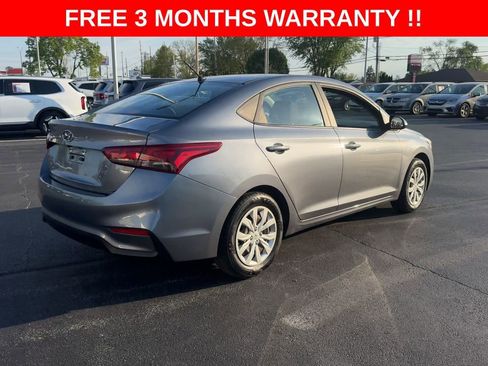 Used 2020 Hyundai Accent SE FWD image 8