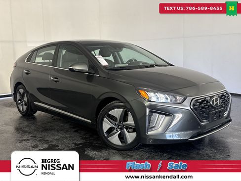 Used 2022 Hyundai Ioniq Limited image 1