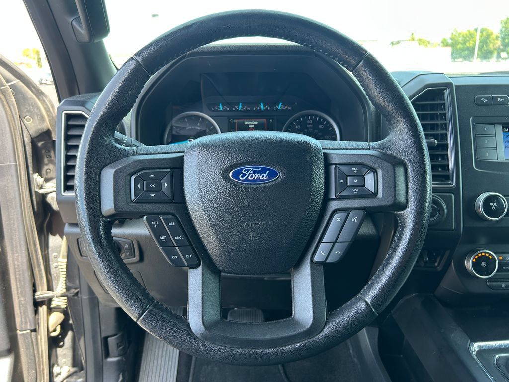 Used 2020 Ford Expedition XL AWD/4WD image 19