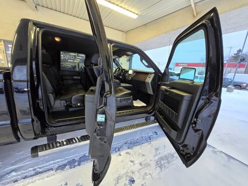 Used 2016 Ford F250 Lariat w/ Lariat Ultimate Package image 25