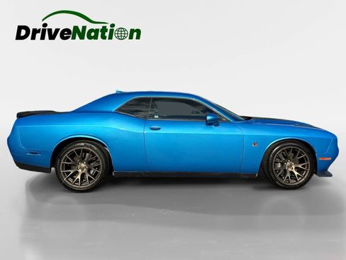 Used 2016 Dodge Challenger R/T Scat Pack RWD image 4