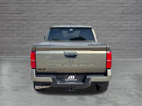 Used 2024 Toyota Tacoma TRD Sport AWD/4WD image 9