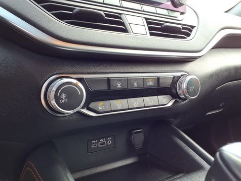 Used 2020 Nissan Altima 2.5 SR FWD image 19
