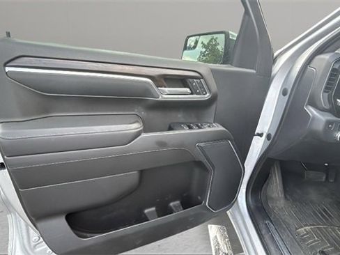 Used 2022 GMC Sierra 1500 SLT w/ X31 Off-Road Package image 18