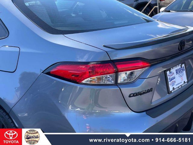 Used 2023 Toyota Corolla SE w/ Carpet Mat Package (TMS) FWD image 12