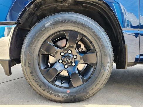 Used 2022 RAM 1500 Big Horn RWD image 16