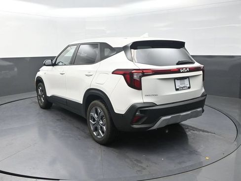 Used 2024 Kia Seltos LX AWD/4WD image 7